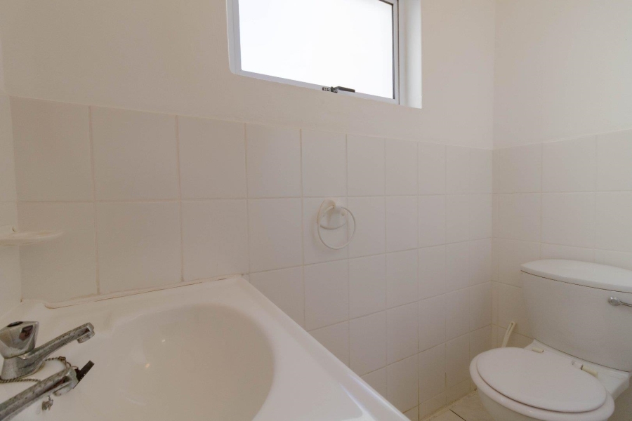 5 Bedroom Property for Sale in Vermont Western Cape